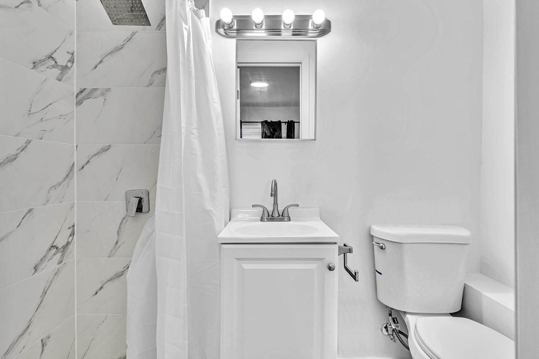 Young Circle & Hollywood Blvd Posh Studio Suite Exterior photo