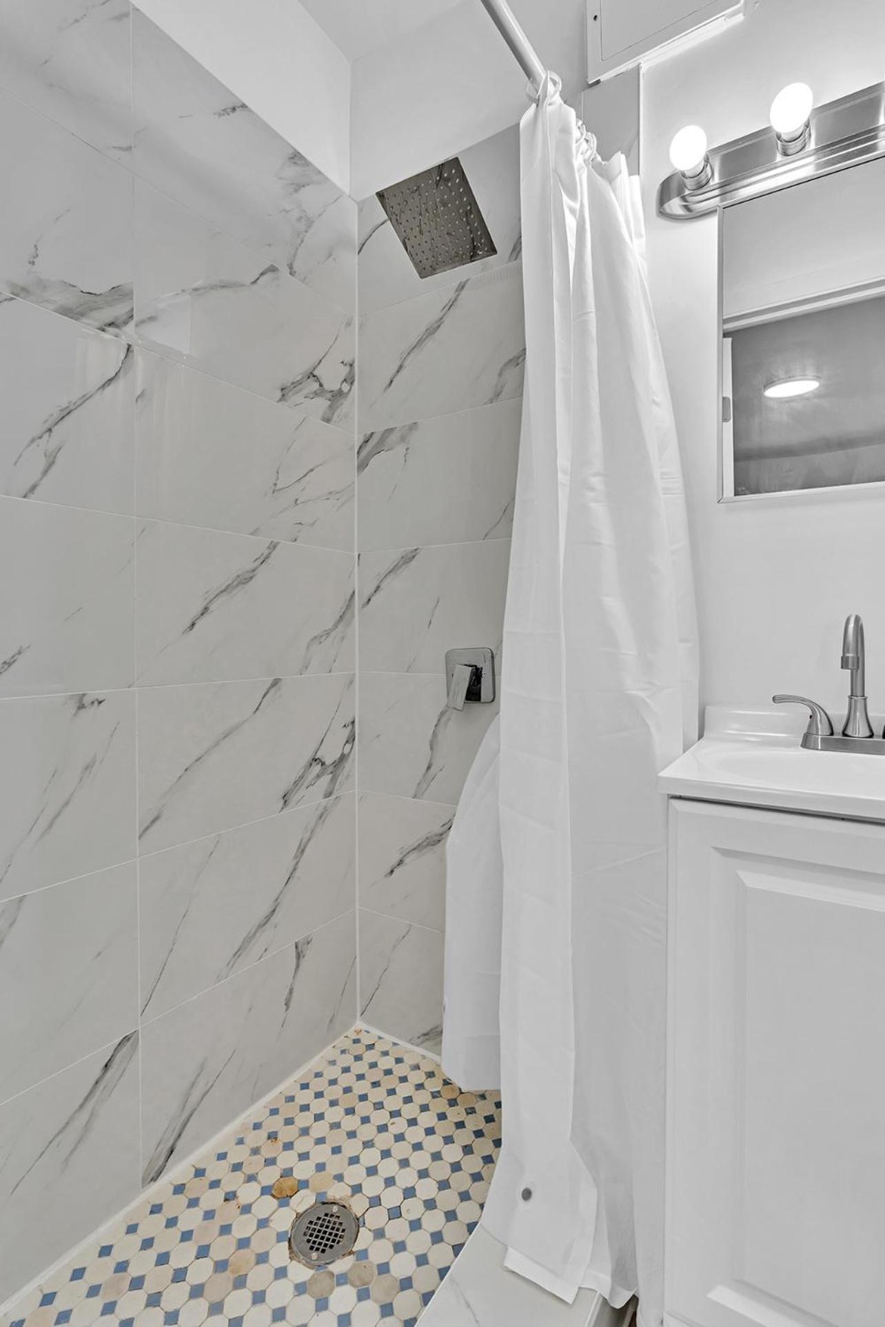Young Circle & Hollywood Blvd Posh Studio Suite Exterior photo